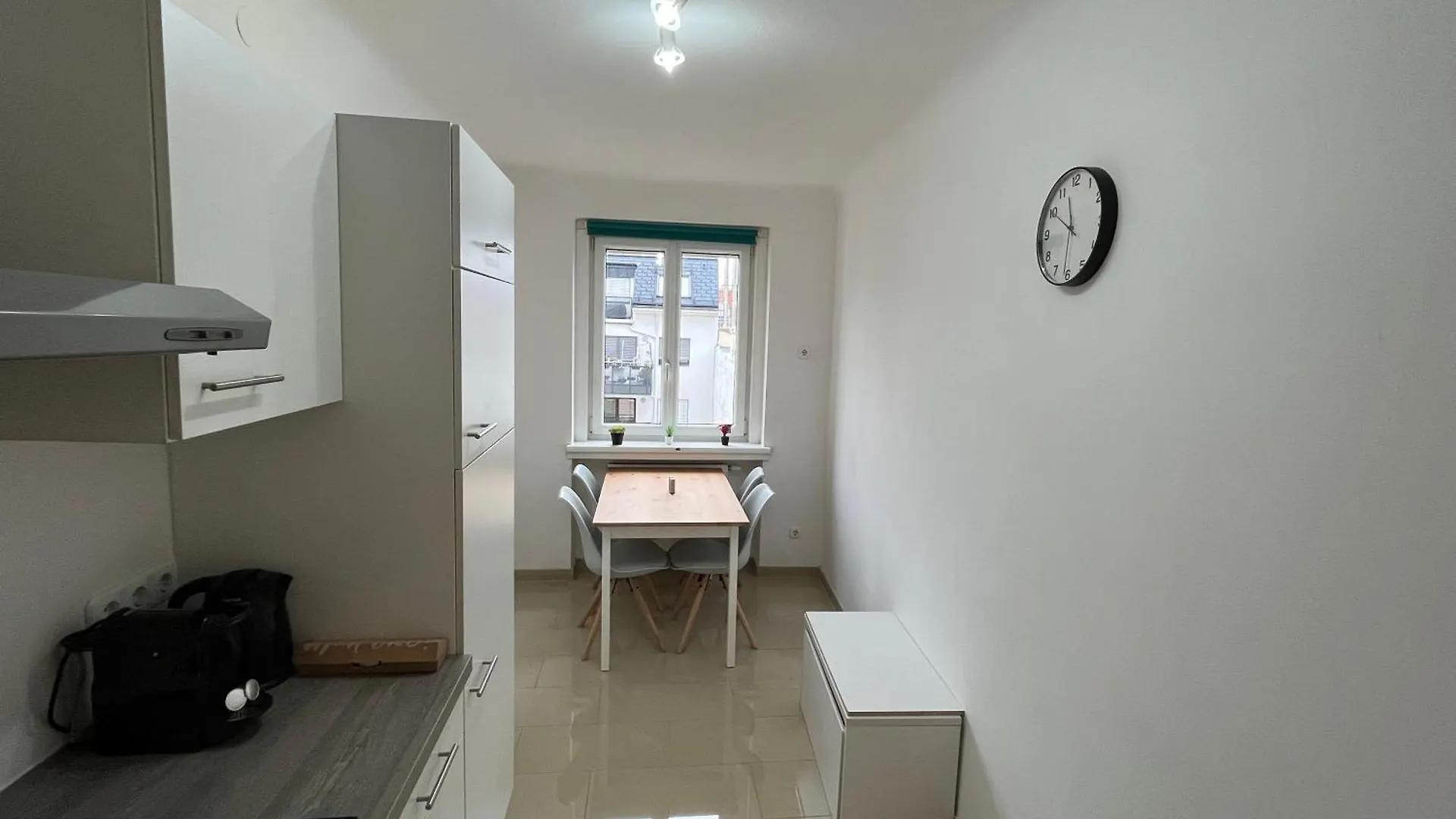 Elegant Viennese Apt 15 Min To City Center 0*, 비엔나 오스트리아